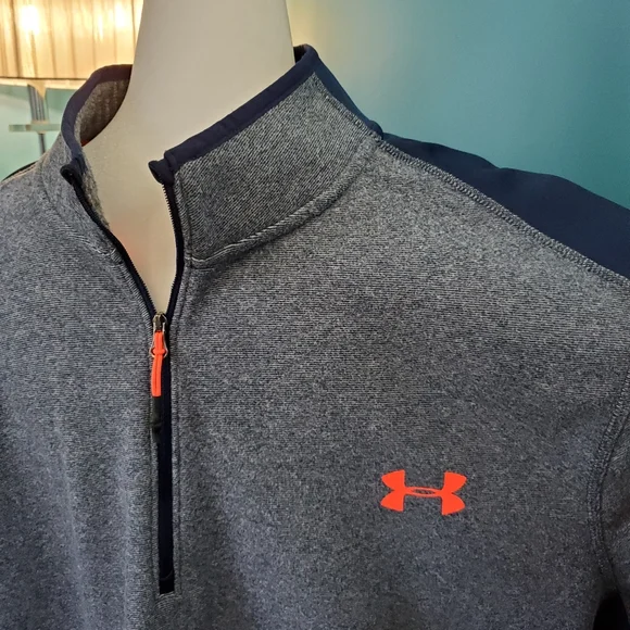 NWOT Under Armor, zipper neck fleece, blue/gray size 2XL - Picture 4 of 7